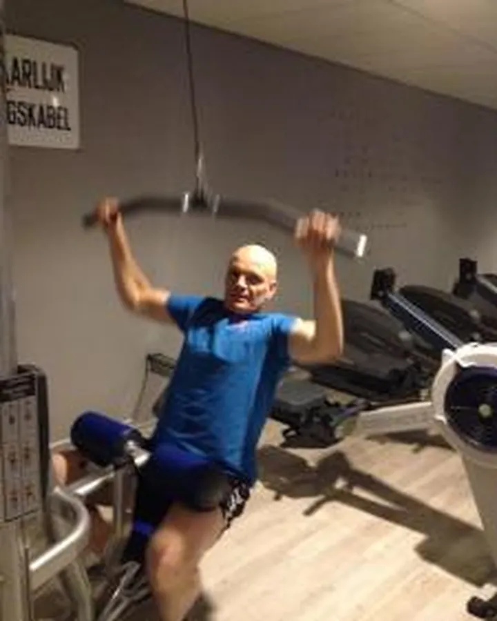 Coos ter Mors traint bij De Sportschool in Emmen