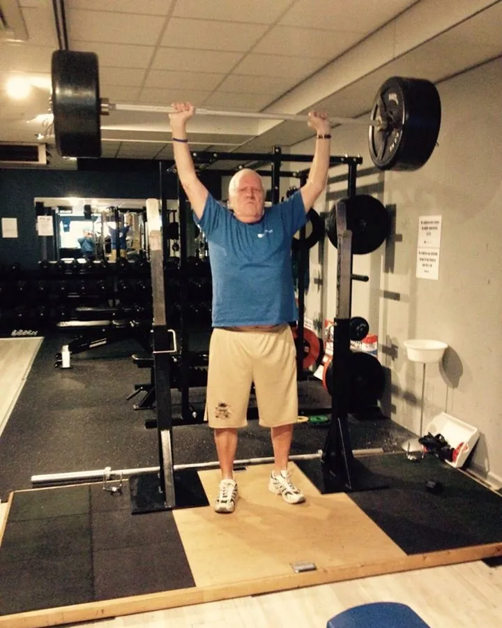 Jan Hooft traint bij De Sportschool in Emmen