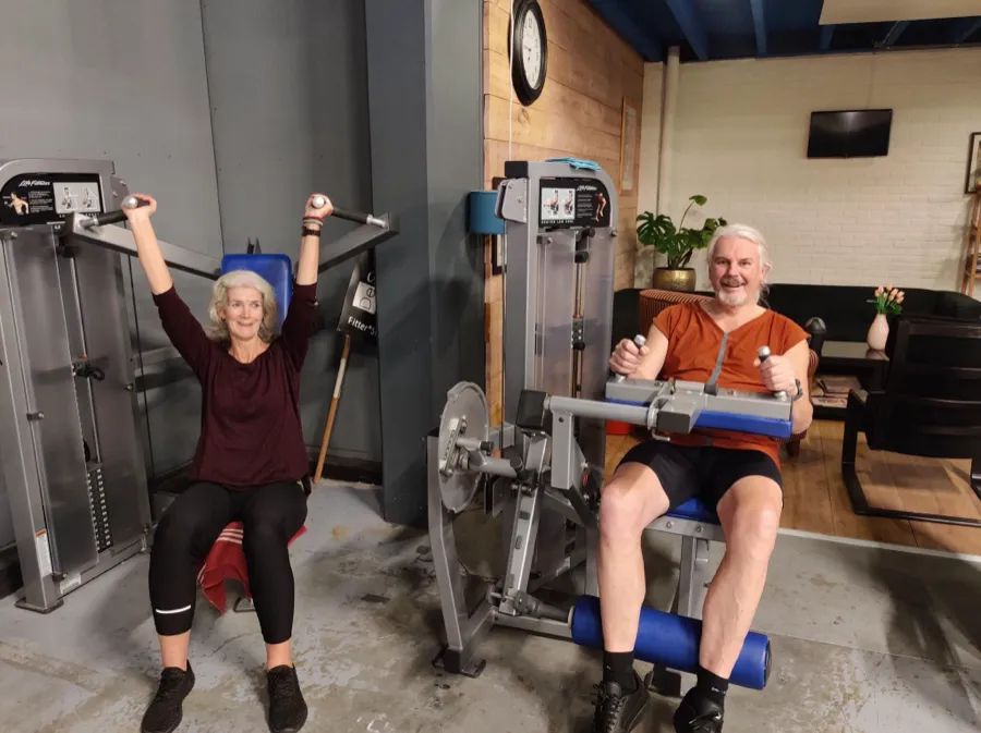 Trijnie en Gerard Waasdorp trainen bij De Sportschool in Emmen